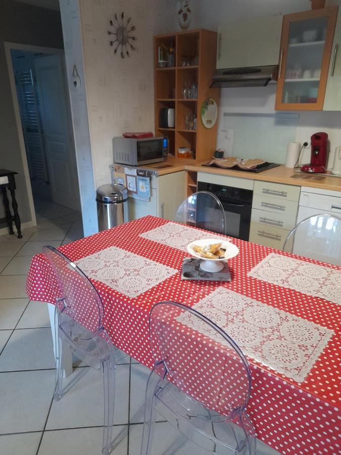 Agréable appartement à 1km du centre de La Teste-de-Buch Esterno foto